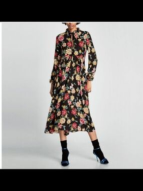Zara Black Floral Print midi dress Size S